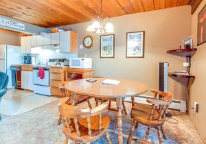 Lakefront Condo w/ Great Views, Pool/Hot Tub, Beach Access - Near Skiing