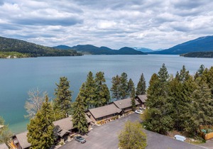 Lakefront Condo with Great Views & Pool/Hot Tub/Sauna - Near Skiing