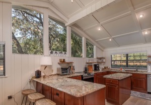 Lakefront Home in Silver Springs, Fl