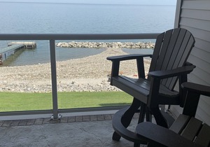 Lakefront Luxury 2Br/2Bath