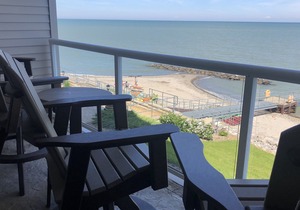 Lakefront Luxury 2Br/2Bath