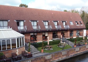 Lakeside International Hotel