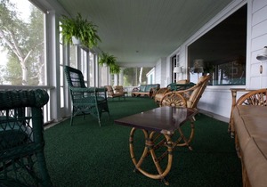 LAKEVIEW~A Leland Beach Cottage at the Jolli-Lodge Resort