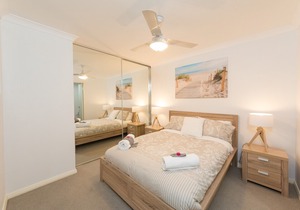 Lakeview Apartment 16