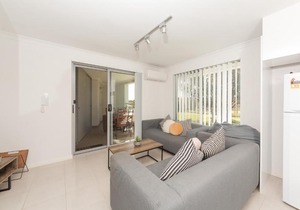 Lakeview Apartments B2 Suite 18