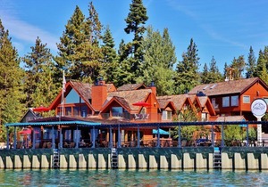 Lakeview condo 2 bed/2bath - steps to beach. 3 nt min.
