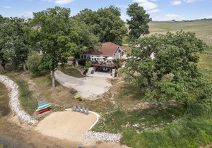 Lakeview Living - LOWER Living 2 - Vacation Rental