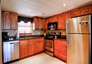 Landmark Tower 1707 Charming 17th Floor Oceanfront Condo