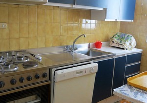 Large, comfortable three-room apartment in residence with swimming pool, very close to Costa Smeralda