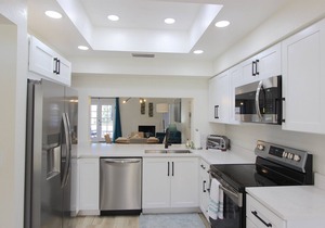 Large Dog Friendly- All New-Golf Course View
