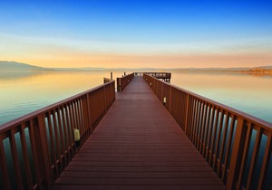 Largest freshwater lake!