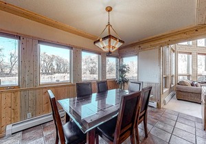 Lazy River Ranch House & Guest House