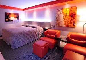 Le Chabrol Hotel & Suites