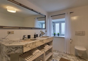 Ledererturm-Apartment (85 m2) mit gemütlicher Innenhofterrasse