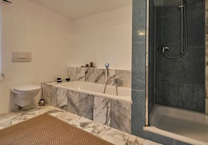 Ledererturm-Apartment (85 m2) mit gemütlicher Innenhofterrasse