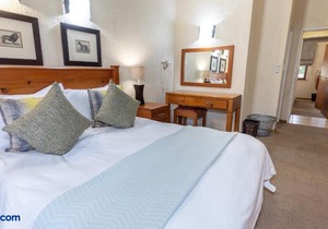 Legend Safaris - Kruger Park Lodge 257A