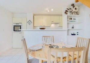 Les écureuils by Interhome