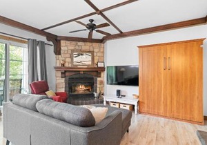 Les Manoirs Wpool & Hot Tub Near Village 120-7