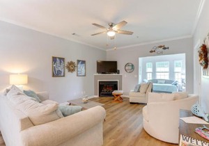 Less Than 2 Mi to Beach Savannah Shores Resort Condo!