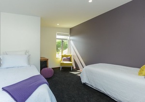 Lightning Ridge Retreat - Waimarama Holiday Home, KARAMEA