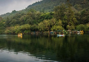 LivingStone Lake View Cottage