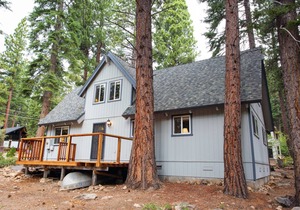 Lloyds Lodge Vacation Rental