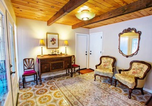 Lloyds Lodge Vacation Rental