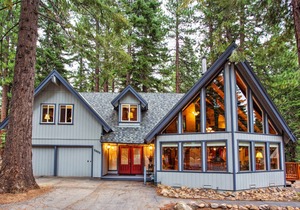Lloyds Lodge Vacation Rental