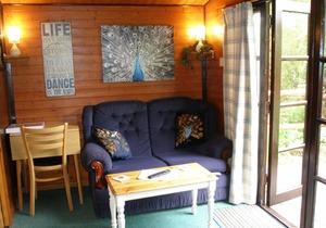 LLWYNAU FARM PINELODGES - LLANTRISANT -ONLY 12 MILES FROM CARDIFF.