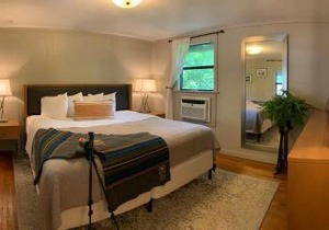 Loblolly Pines Adventure Cabin 2 King