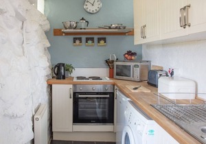 Located close to beaches, Snowdonia National Park and within the Llyn Peninsula.
