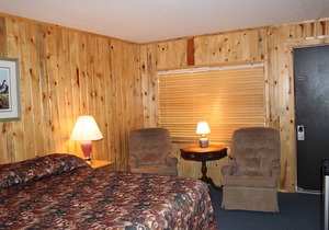 Located in beautiful Alpine, AZ at the historic Tal-wi-wi lodge.