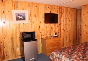 Located in beautiful Alpine, AZ at the historic Tal-wi-wi lodge.