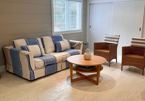 Location, location: Renovated studio 600m to Avalon surf beach & shops