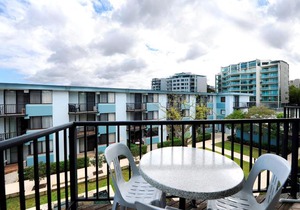 Lodestar Waterside Apartments