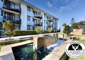 Lodestar Waterside Apartments