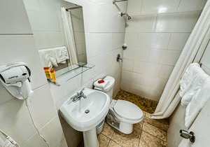 Loft Aparment Steps From Nightlife, Gladiolas II/Loft + Room/Free WIFI - 2101