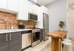 Lofts du Parc Lahaie - Mile End - Stylish modern studio Apt 202