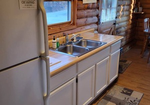 Log Cabin 8 with Hot Tub at Osborn Boat Ramp on Patoka Lake