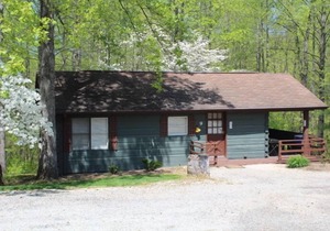 Log Cabin 9 at Osborn Boat Ramp on Patoka Lake