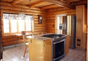 Log Home with View of the Buffalo Valley, Family Holiday Pricing Promotions