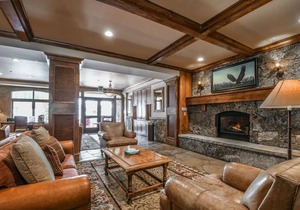 Lone Eagle 3001 by SummitCove Vacation Lodging