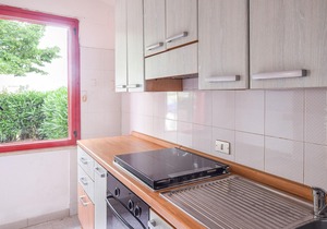 Look forward to a beautiful view of the countryside on vacation in this vacation apartment.