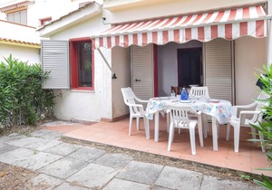 Look forward to a beautiful view of the countryside on vacation in this vacation apartment.