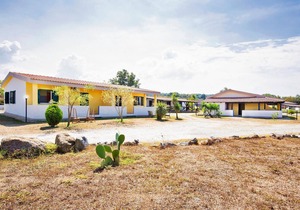 Look forward to a few unforgettable days of vacation in Zambrone.