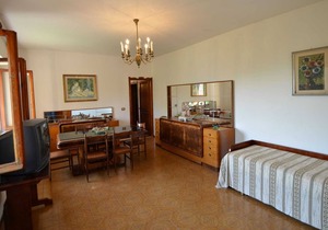 Lovely Holiday Home with Pool in Monte Colombo