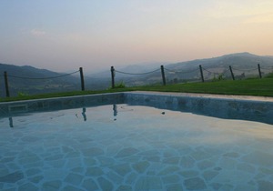 Lovely Holiday Home in Monte Colombo on Farm