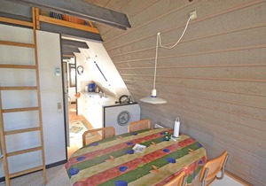 Lovely home in Løgstør with WiFi