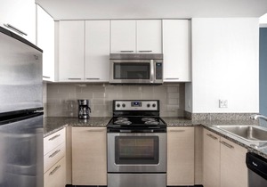 Lovely Kendall Square 1BR w/Concierge & Gym, steps to MIT, by Blueground