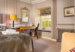 Low Graythwaite Hall